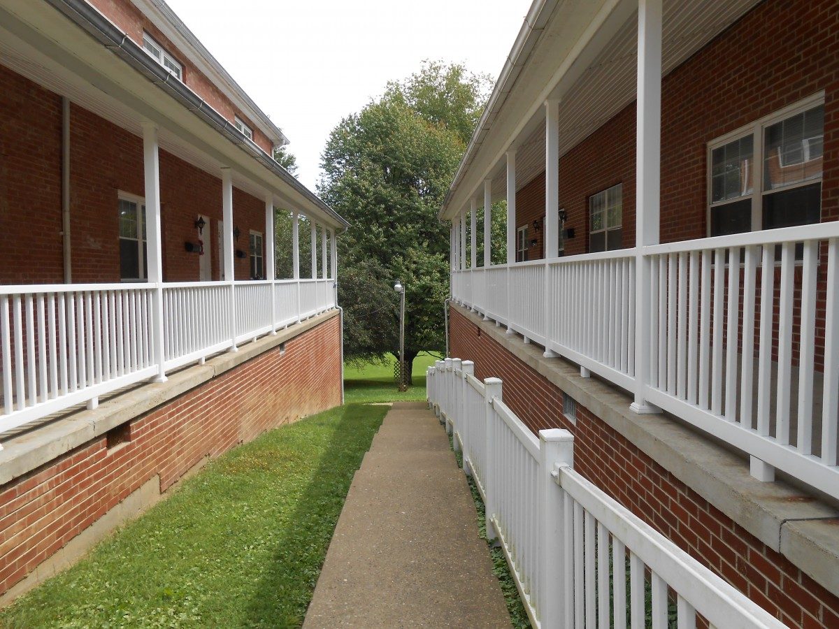 Colonial Terrace Edgewood Properties